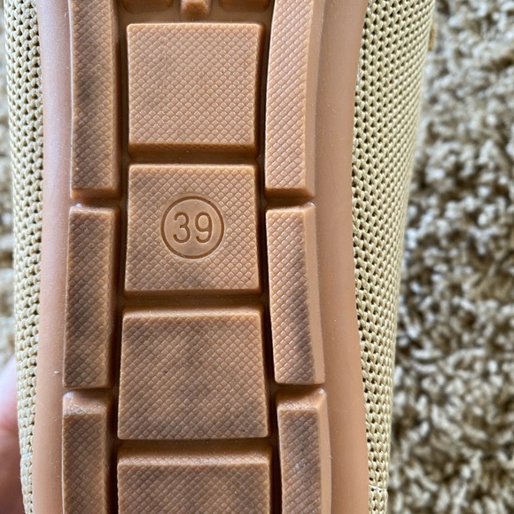 Khaki loafers women’s 8 (39) - Picture 4 of 5